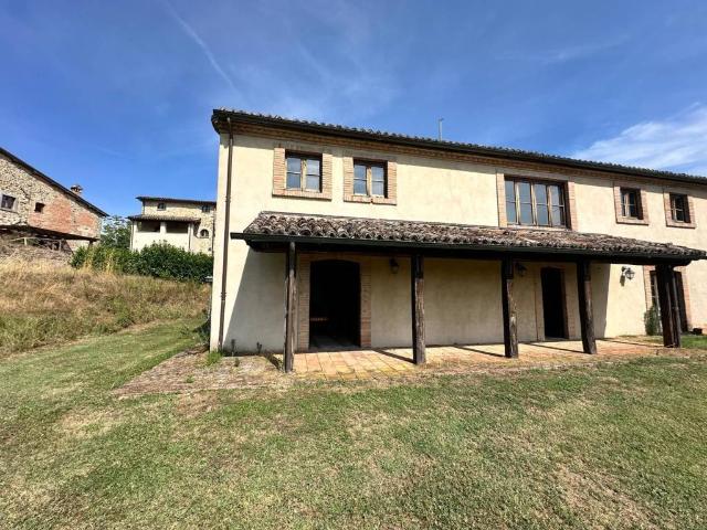 Rustico / Casale in vendita a Città di Castello PG