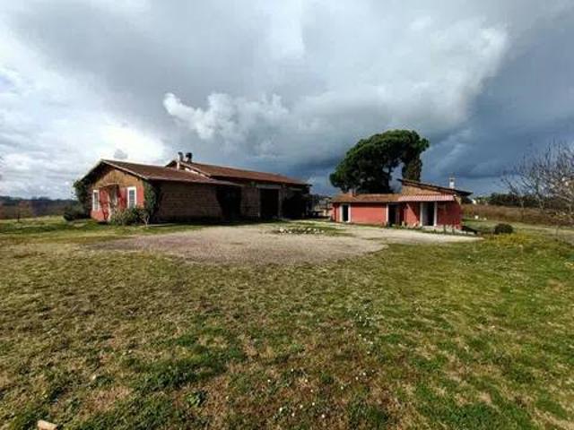 Rustico / Casale in vendita a Civita Castellana VT