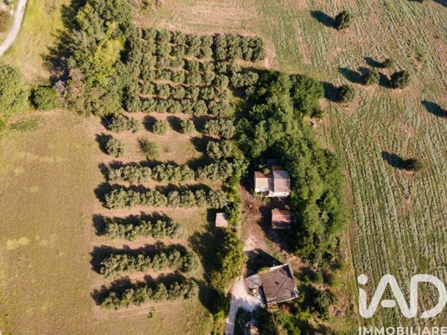 Rustico / Casale in vendita a Civitanova Marche MC