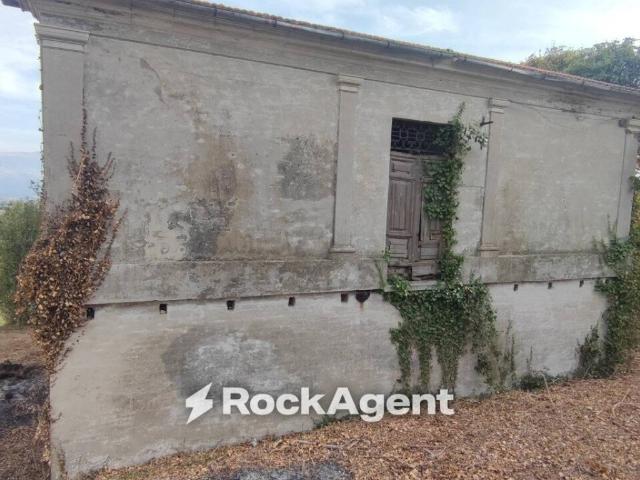Rustico / Casale in vendita a Civitaquana PE