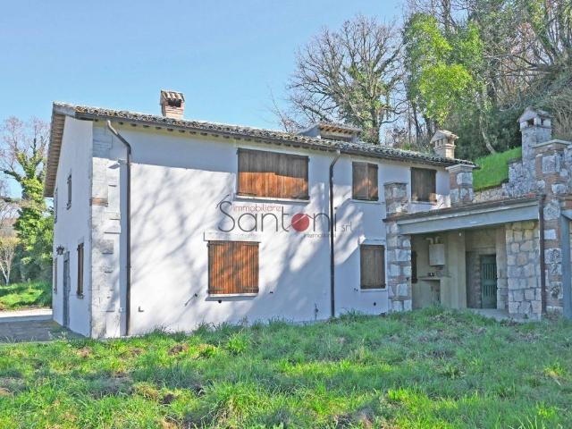 Rustico / Casale in vendita a Civitella d'Agliano VT