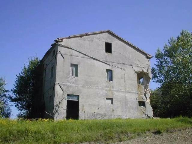 Rustico / Casale in vendita a Cingoli MC