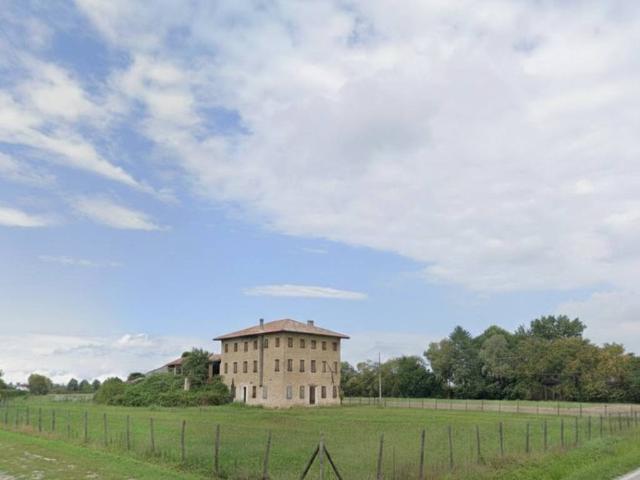 Rustico / Casale in vendita a Cinto Caomaggiore VE