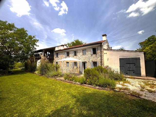 Rustico / Casale in vendita a Cinto Euganeo PD