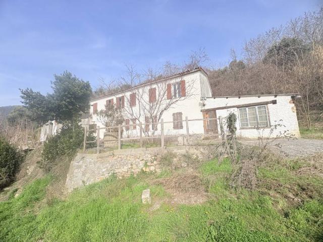 Rustico / Casale in vendita a Cinto Euganeo PD