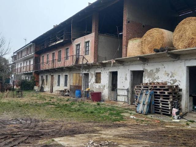 Rustico / Casale in vendita a Ciriè TO