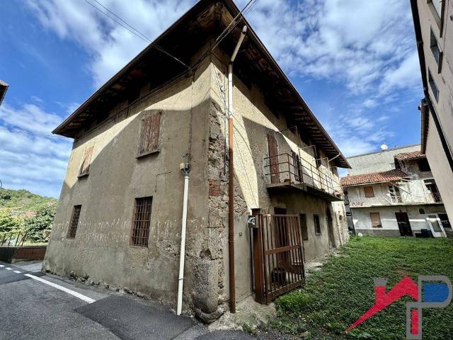 Rustico / Casale in vendita a Cisano Bergamasco BG