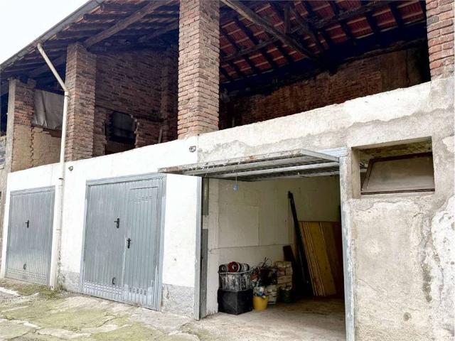 Rustico / Casale in vendita a Cislago VA