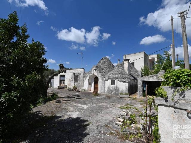 Rustico / Casale in vendita a Cisternino BR
