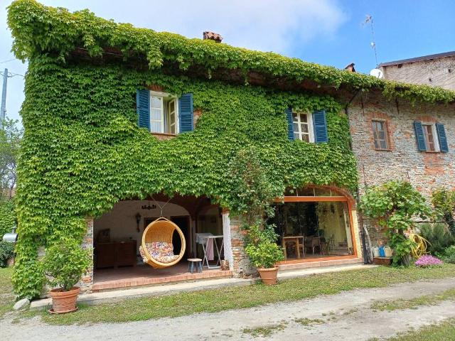 Rustico / Casale in vendita a Clavesana CN