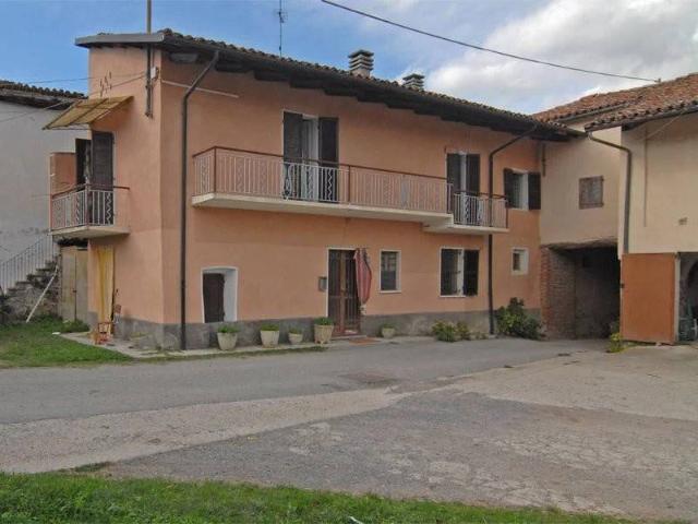Rustico / Casale in vendita a Clavesana CN