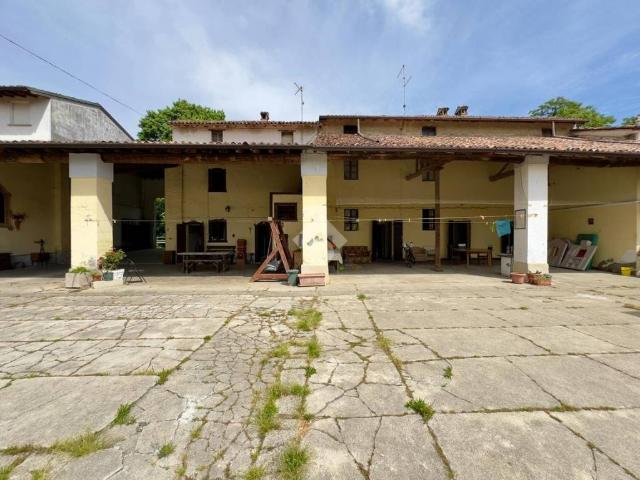 Rustico / Casale in vendita a Crema CR