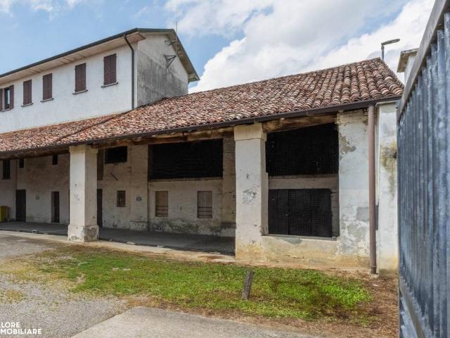 Rustico / Casale in vendita a Crema CR
