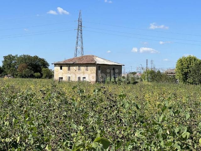 Rustico / Casale in vendita a Crevalcore BO