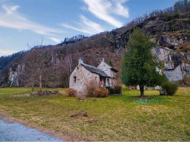 Rustico / Casale in vendita a Crodo VB