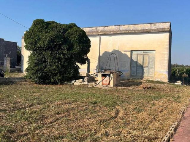 Rustico / Casale in vendita a Cutrofiano LE