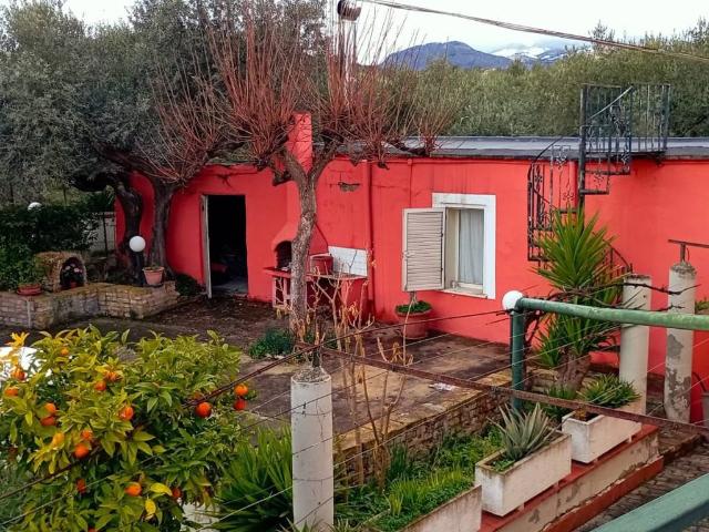 Rustico / Casale in vendita a Cugnoli PE