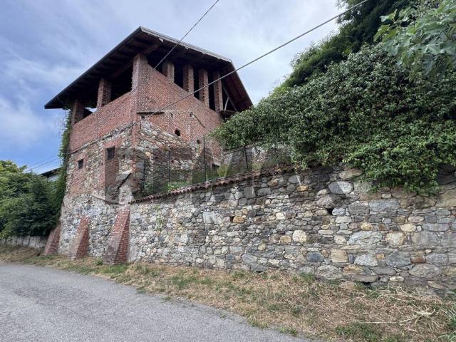 Rustico / Casale in vendita a Cureggio NO
