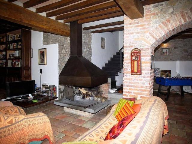 Rustico / Casale in vendita a Ameglia SP