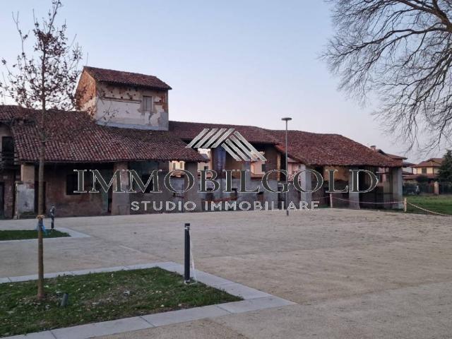 Rustico / Casale in vendita a Abbiategrasso MI