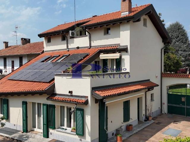 Rustico / Casale in vendita a Abbiategrasso MI