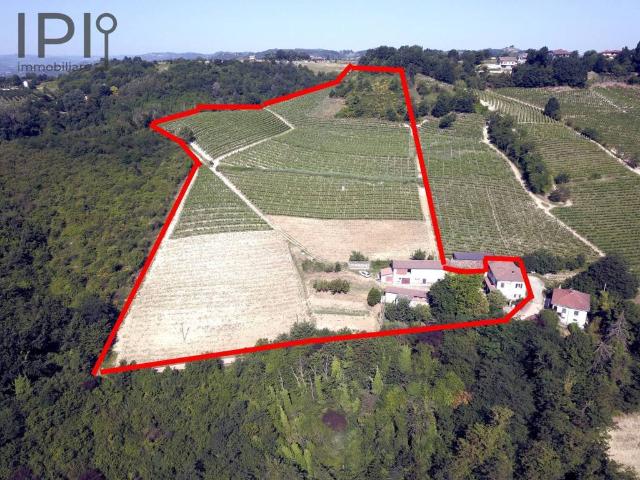 Rustico / Casale in vendita a Acqui Terme AL
