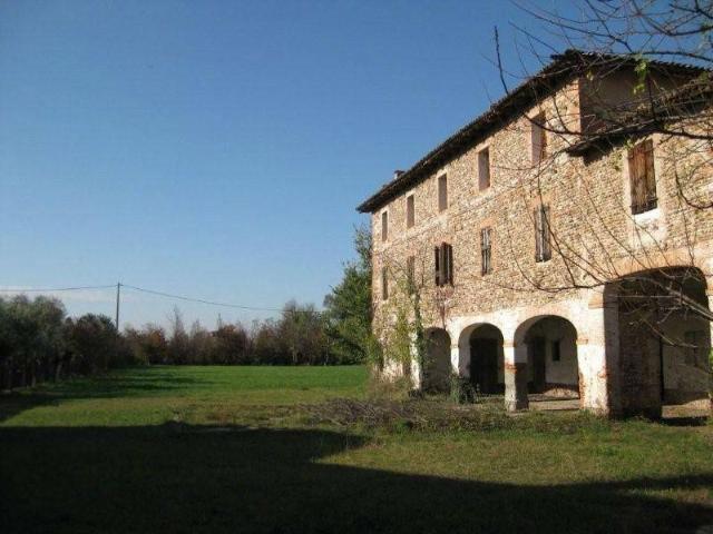 Rustico / Casale in vendita a Altivole TV