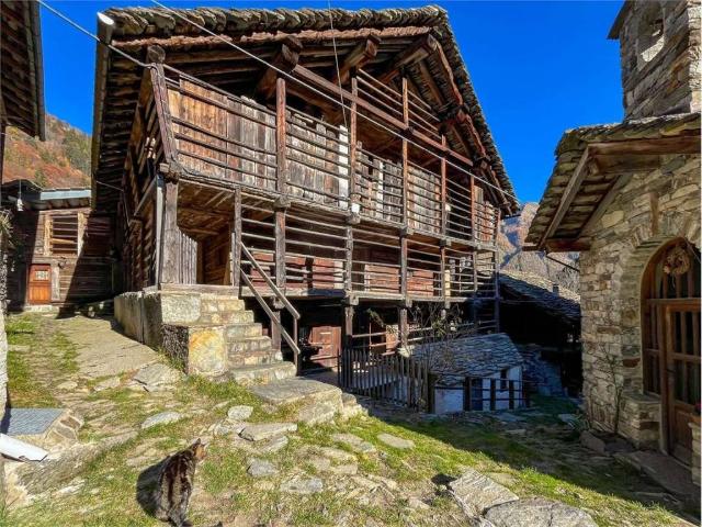 Rustico / Casale in vendita a Alagna Valsesia VC