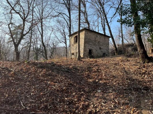 Rustico / Casale in vendita a Albavilla CO