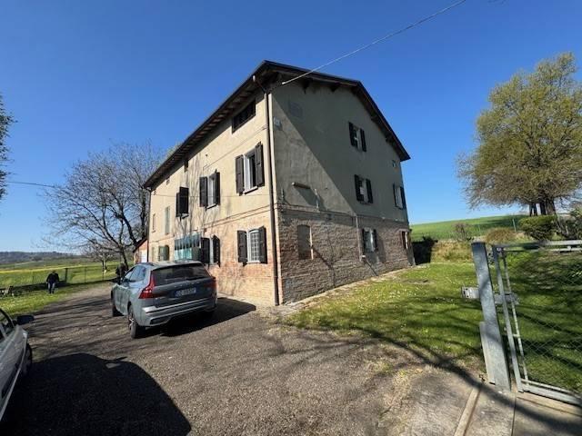 Rustico / Casale in vendita a Albinea RE