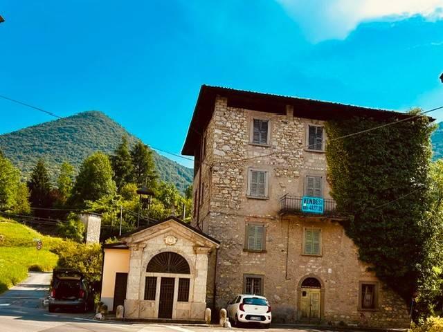 Rustico / Casale in vendita a Albino BG