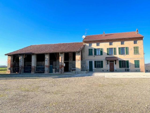Rustico / Casale in vendita a Alessandria AL
