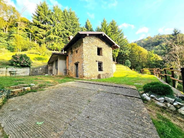 Rustico / Casale in vendita a Almenno San Salvatore BG