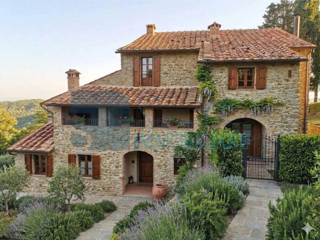 Rustico / Casale in vendita a Arezzo AR