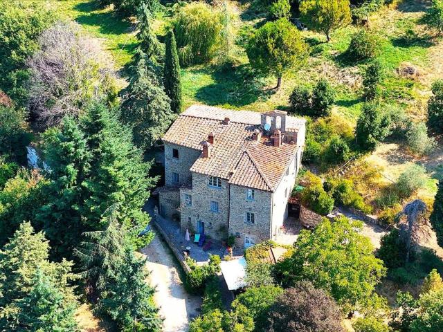 Rustico / Casale in vendita a Arezzo AR