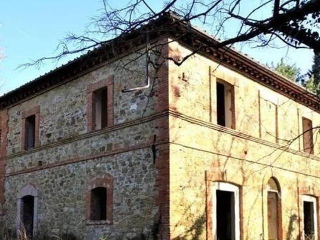 Rustico / Casale in vendita a Arezzo AR
