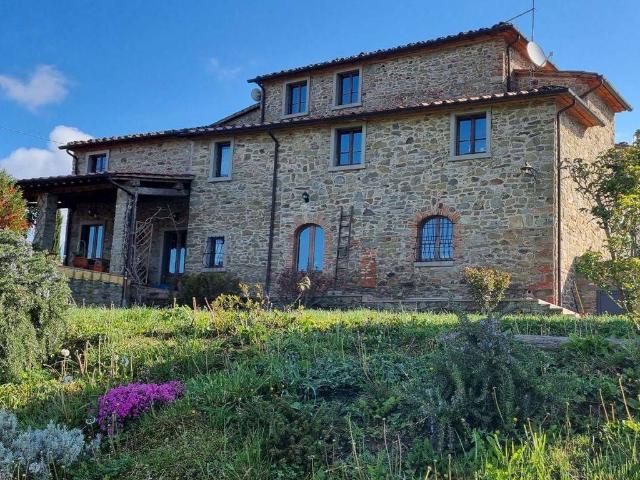 Rustico / Casale in vendita a Arezzo AR