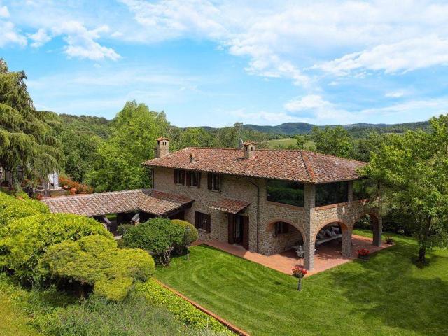 Rustico / Casale in vendita a Arezzo AR