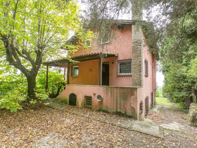 Rustico / Casale in vendita a Ariccia RM