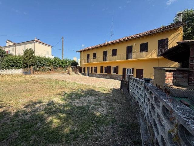 Rustico / Casale in vendita a Asti AT