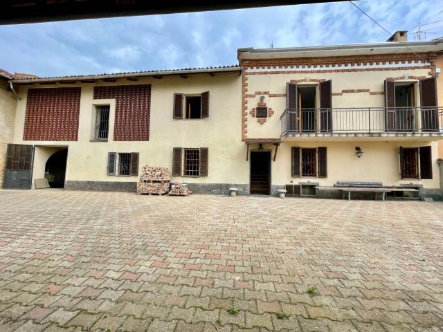 Rustico / Casale in vendita a Asti AT