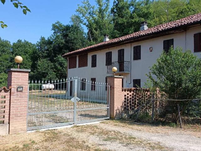 Rustico / Casale in vendita a Asti AT