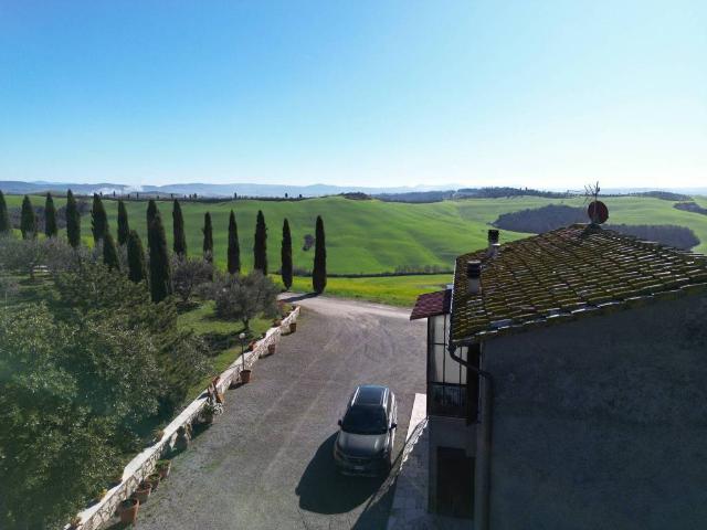 Rustico / Casale in vendita a Asciano SI