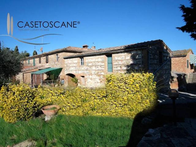 Rustico / Casale in vendita a Asciano SI