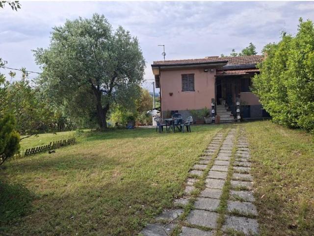 Rustico / Casale in vendita a Ascoli Piceno AP