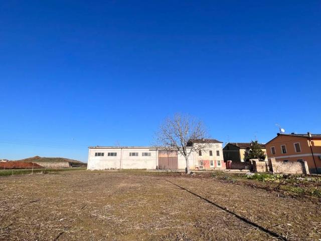 Rustico / Casale in vendita a Asola MN
