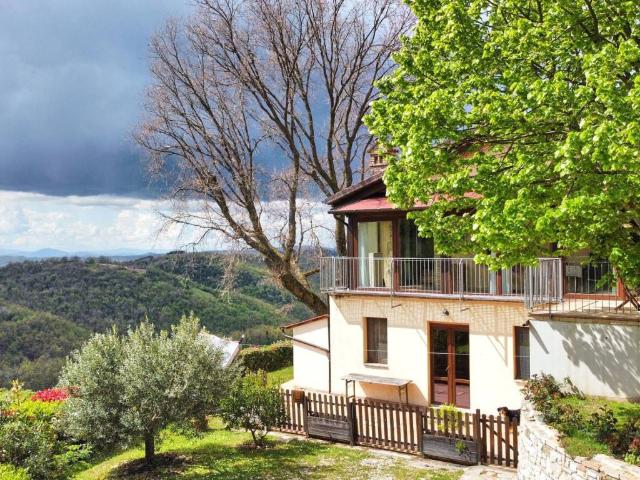 Rustico / Casale in vendita a Assisi PG
