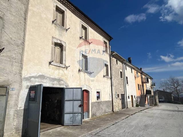 Rustico / Casale in vendita a Ateleta AQ