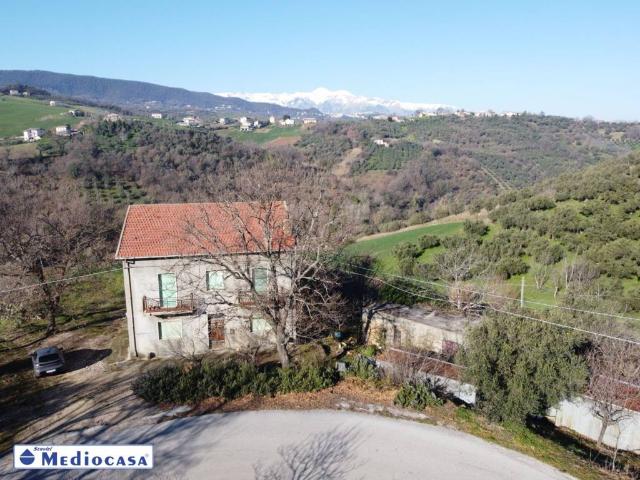 Rustico / Casale in vendita a Atessa CH