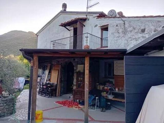 Rustico / Casale in vendita a Aulla MS